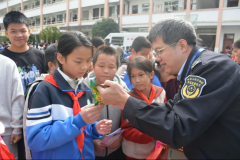 <b><b>昭平两单元结合开展食物平安科普</b></b>